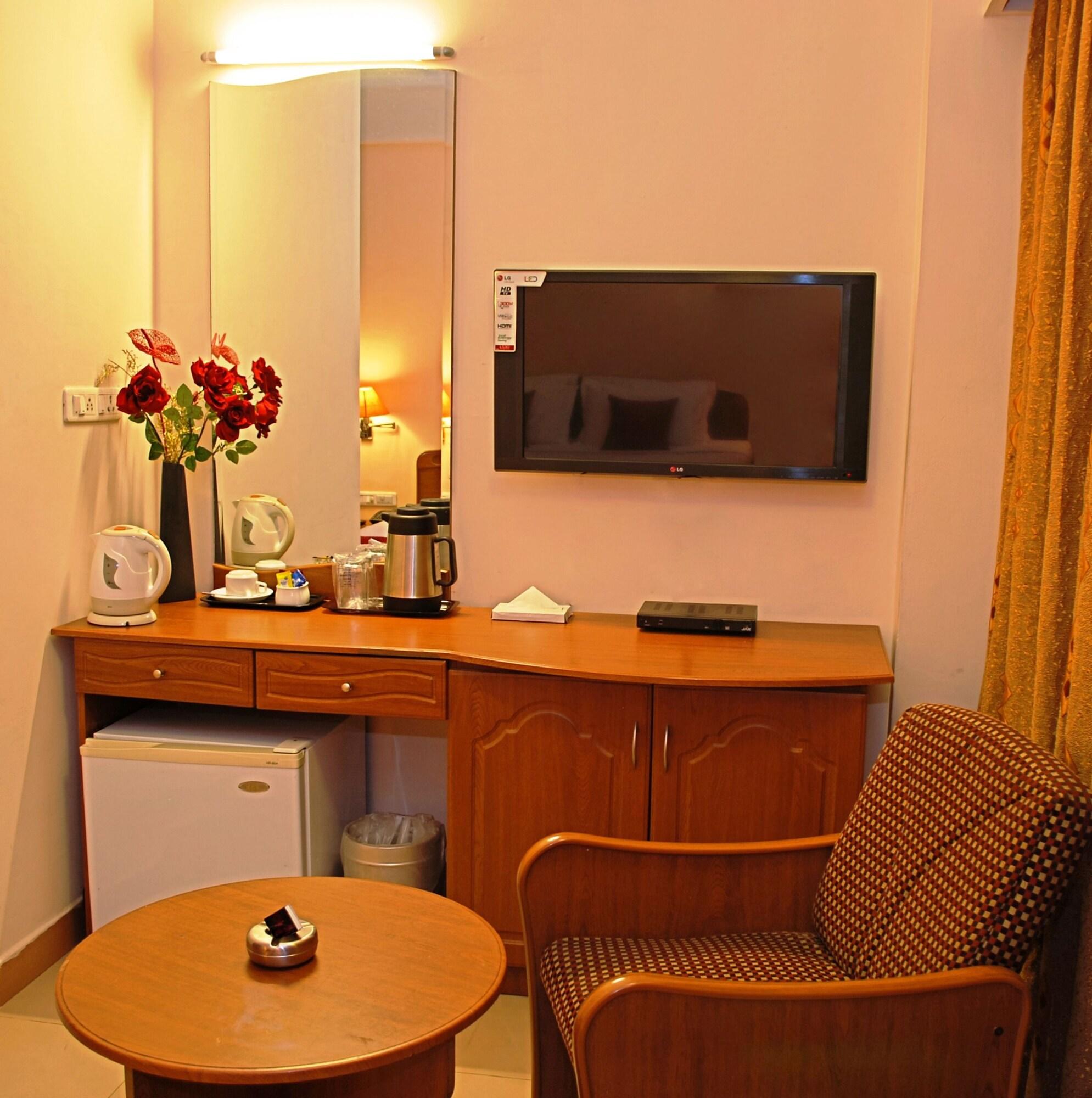 Super Townhouse Koyambedu Hotel เชนไน ภายนอก รูปภาพ